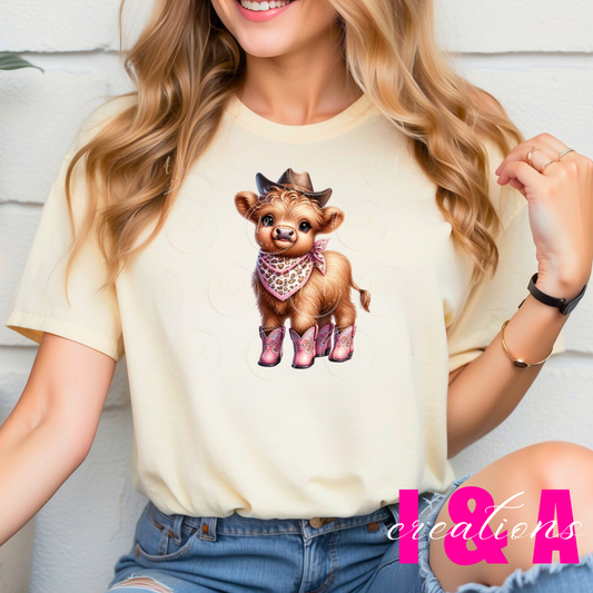 #558 highland cow with pink boots 🩷