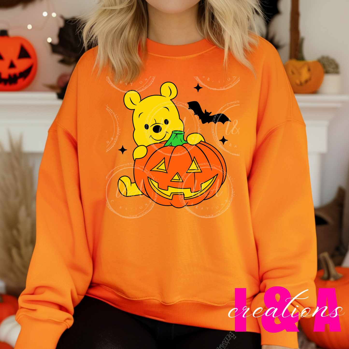 #464 honey bear with pumpkin